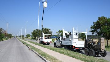 La Municipalidad de Capital continúa con la recuperación del alumbrado dañado por vandalismo en la colectora de la Circunvalación