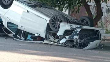 Preocupación por un terrible vuelco de dos autos en Viano y Balcarce