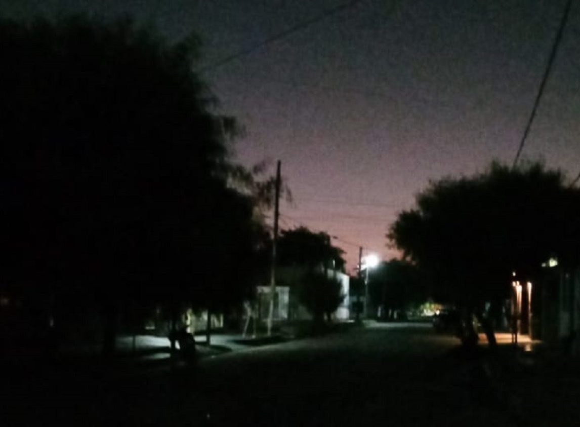Vecinos de La Banda denuncian ola de robos y falta de luz en Las Heras y Guido Spano