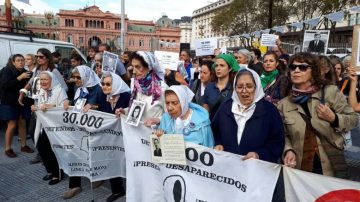 Contundente respaldo de Madres de Plaza de Mayo a Nicolás Maduro