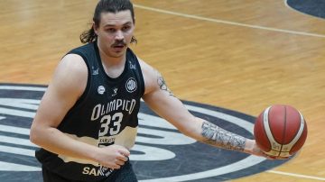 Olímpico reaccionó a tiempo y derrotó a Peñarol en La Banda