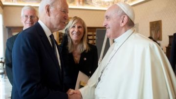 Biden le otorgó al papa Francisco la Medalla de la Libertad, mayor condecoración civil en Estados Unidos