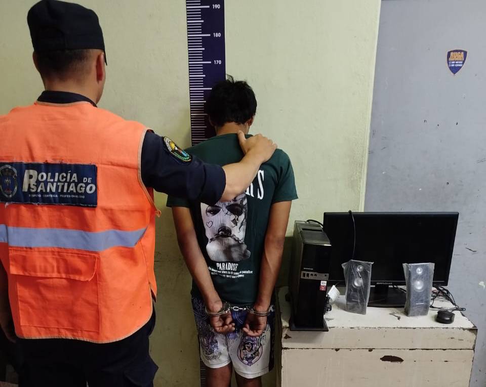 Arrestan al “Porteño” y recuperan elementos informáticos del hospital Guillermo Rawson de Clodomira