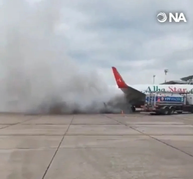 Susto en un vuelo de Flybondi que no pudo despegar