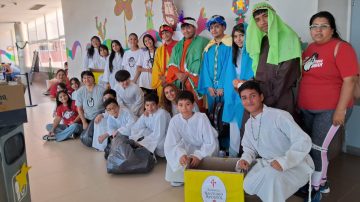 Monaguillos de Santiago Apóstol llevaron el espíritu navideño al CIS Banda