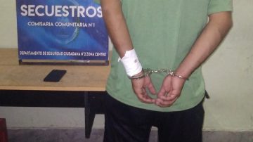 Robó un celular de un comercio y a las pocas cuadras lo detuvo un policía