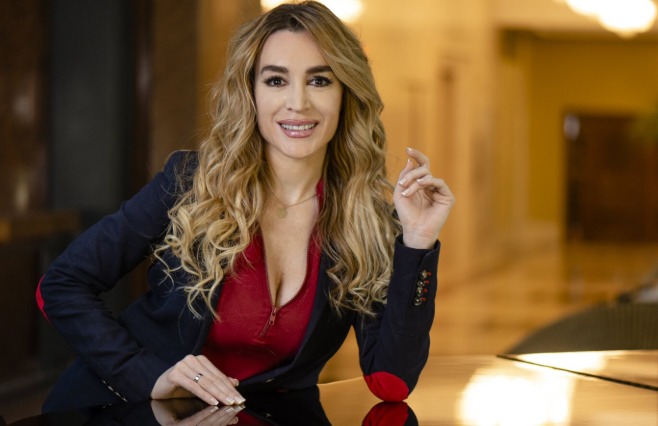 Fátima Flórez protagonizó un escándalo con la Policía Caminera en Carlos Paz
