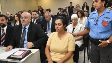 Comenzó el juicio por la muerte de bebés en Córdoba y hoy declara la principal acusada