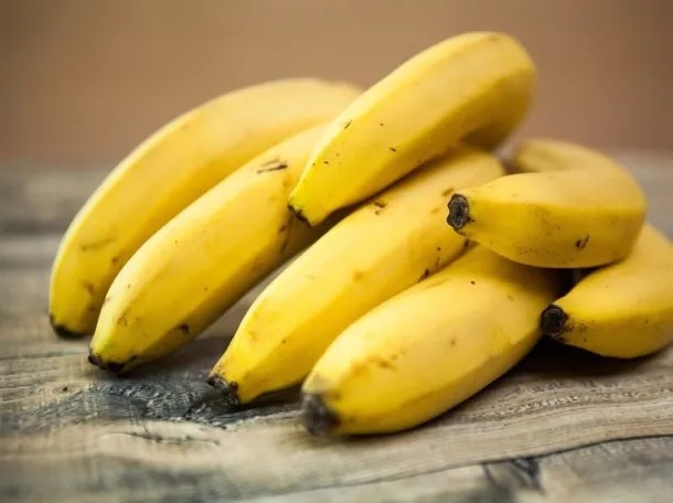 Furor por el truco de TikTok para retrasar la maduración de las bananas