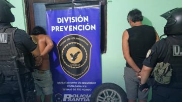 Detienen a dos hombres tras robar un neumático en Las Termas de Río Hondo