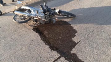 Una moto embistió a un caballo y murió una mujer que iba de acompañante