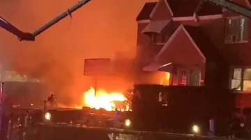 Otra tragedia aérea en EE.UU: cayó una avioneta y hay al menos dos muertos