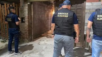 Santiagueños detenidos en San Bernardo por montar un “quiosco” de droga