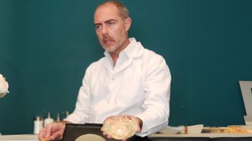 ¿Quién es el hombre acusado de secuestrar y prostituir a su pareja en Palermo?