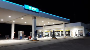 A los disparos en la estación de servicios: secuestró a su expareja luego de que ella lo denunciara por violencia