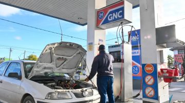 Estaciones de GNC de todo el país enfrentan aumentos en las tarifas de gas