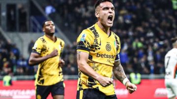 Lautaro Martínez anotó y se convirtió en el máximo goleador del Inter en la Champions