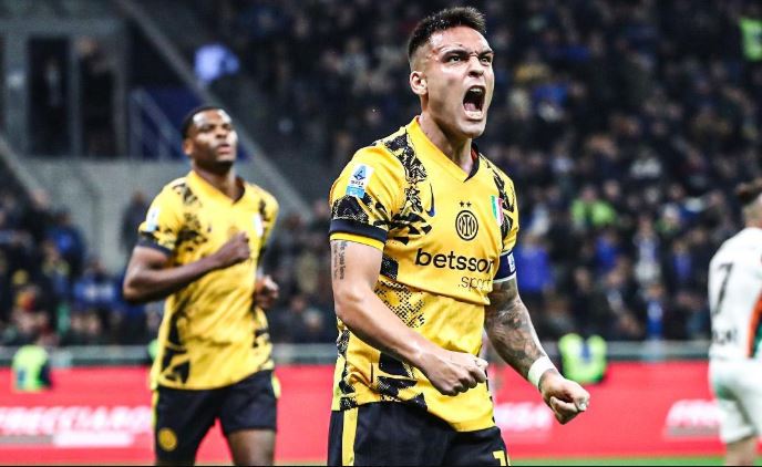 Lautaro Martínez anotó y se convirtió en el máximo goleador del Inter en la Champions