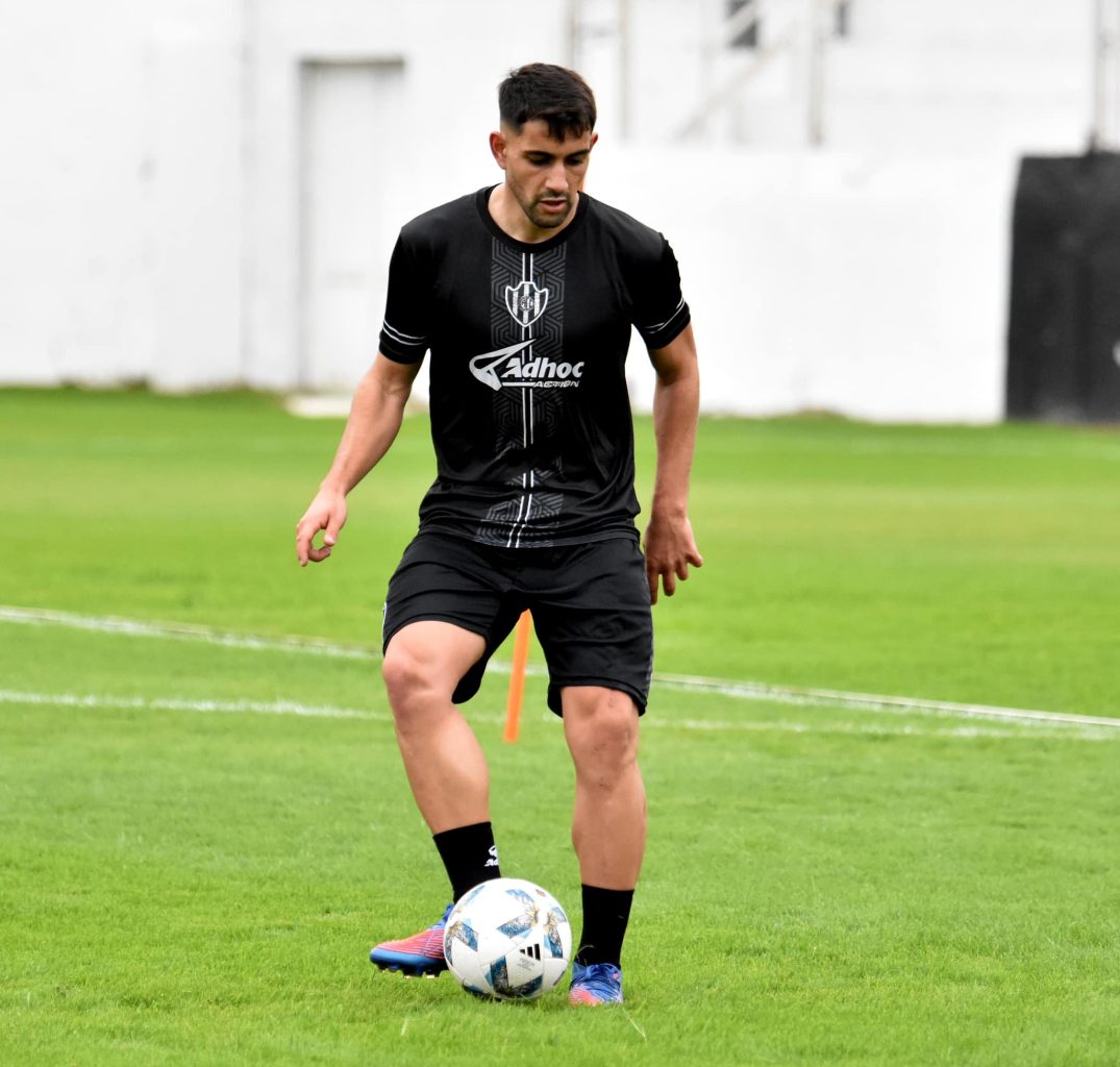 Malas noticias en Central Córdoba: se confirmó la grave lesión de Lucas Varaldo en la rodilla