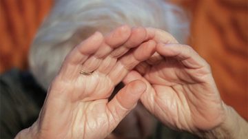 Brutal golpiza a anciana de 96 años en el B° Jorge Newbery