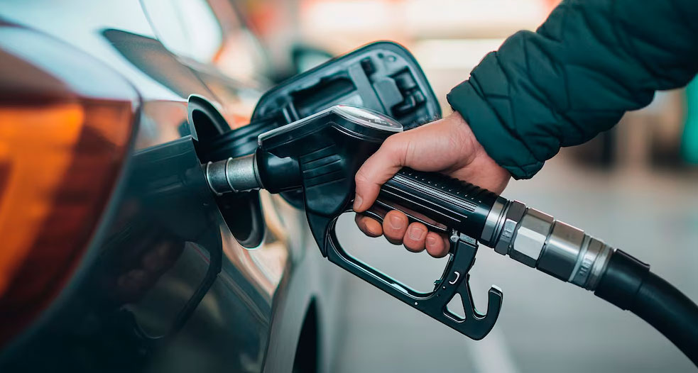 Se autorizó el autodespacho de combustible en todo el país: cómo funcionará el sistema
