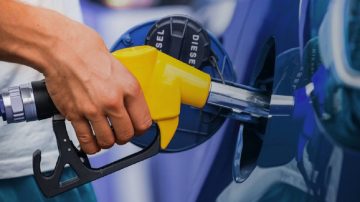 ¿Cuánto cuesta llenar el tanque de nafta en Santiago del Estero?