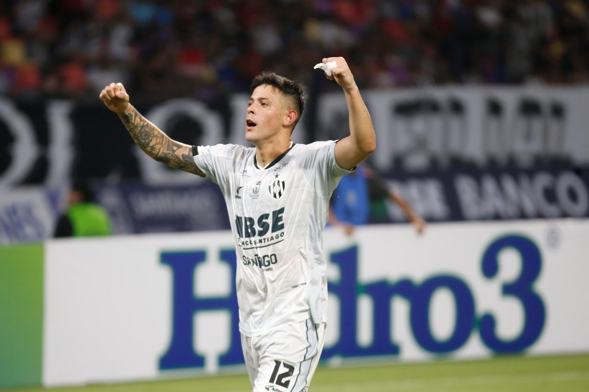 Central Córdoba venció a Newell’s y celebró en el Madre de Ciudades