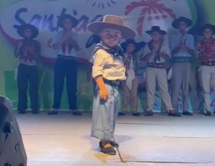 Thiago, el pequeño malambista de 4 años que conquistó al público en Santiago es tu Río