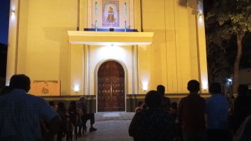 El Cardenal Vicente Bokalic encabezó la apertura de la Puerta Jubilar en Loreto