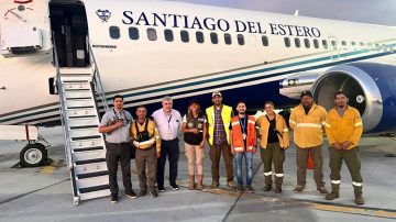 El Boeing 737 Fireliner de Santiago del Estero regresó tras su misión en Neuquén