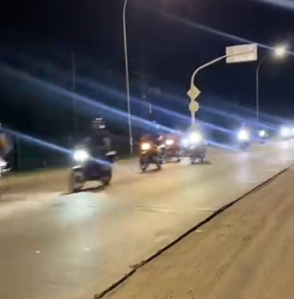 VIDEO | La policía frustró el “jueves de locos” en La Banda: así fue el operativo contra las “picadas ilegales”