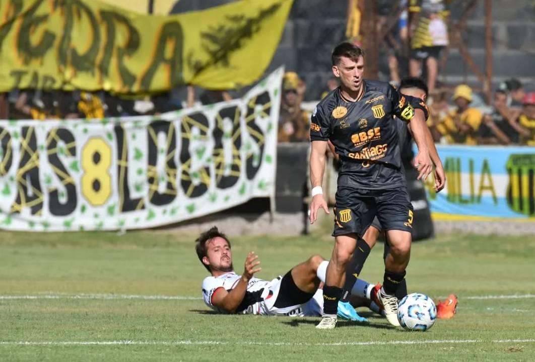 Mitre perdió ante Colón y sigue sin sumar en el 8 de Abril