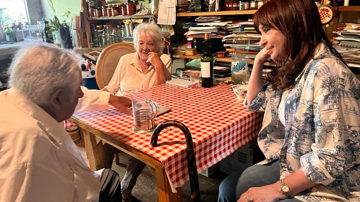 Cristina Kirchner visitó a Pepe Mujica: “Gracias por el momento compartido y todo lo demás”