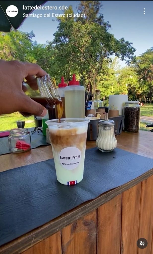 “Menta chocolate”, el novedoso café de un emprendimiento unipersonal en el parque Aguirre