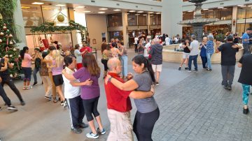 El tango como abrazo y bienestar: el CCB invita al taller de tango para mayores de 40
