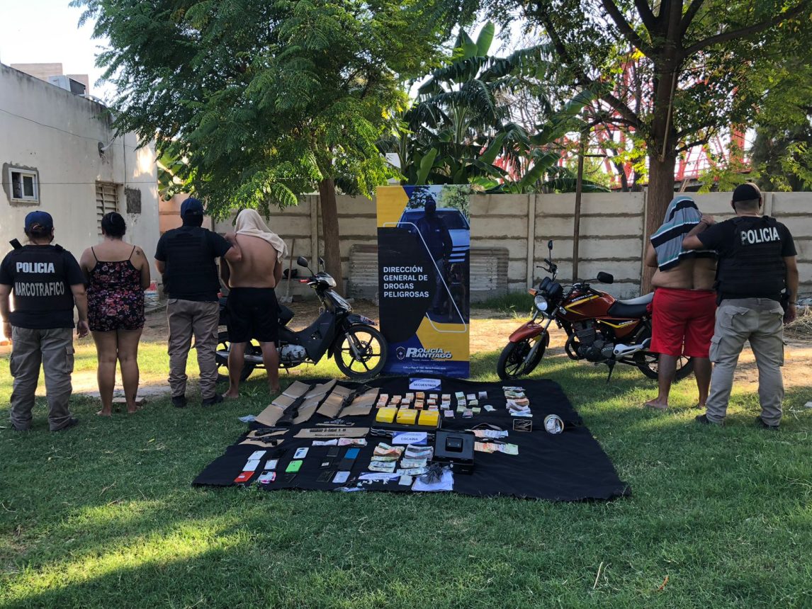 Cayó el “Gordo Navidad”, capo narco del B° Río Dulce: incautan droga, más de $11.000.000, dólares y armas