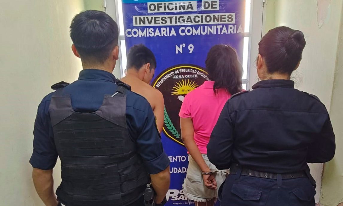 Detienen a dos sujetos que habían asaltado a una remisera