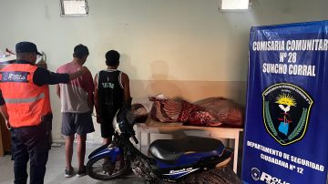 Interceptan a cuatreros que llevaban más de 80 kilos de carne faenada en moto