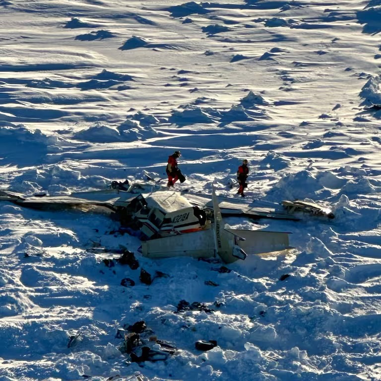 Hallaron al avión desaparecido en Alaska: sus 10 pasajeros murieron