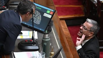 Germán Martínez tensó el debate por el proyecto “Ficha Limpia”: “Te espero en Segurola y Habana”