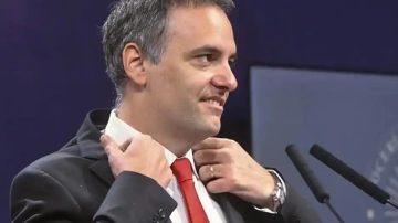 Recién llegó y ya hay rispideces: Adorni le contestó al nuevo subsecretario de ambiente por sus dichos