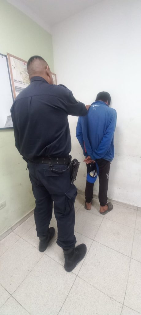 Detienen a un sujeto que tenía todo listo para un cuantioso robo en un comercio
