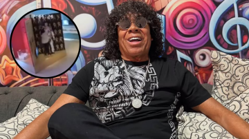 Insólito: una mujer se robó la peluca de La Mona Jiménez del Museo del Cuarteto y quedó grabada por las cámaras