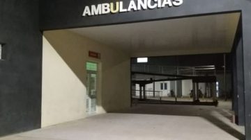 Su esposa lo apuñaló luego de que regresara tarde de una reunión social con compañeros