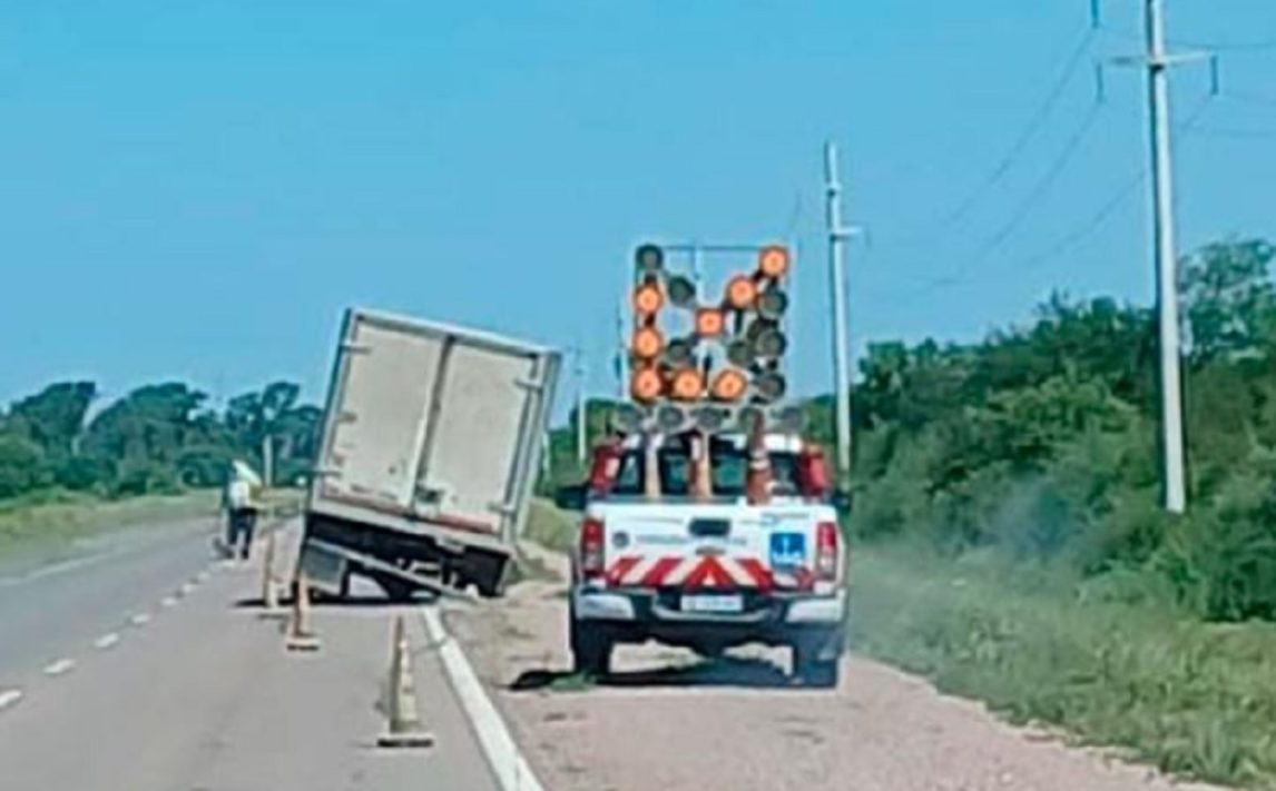Camión perdió una rueda y causó pánico en la Ruta 34