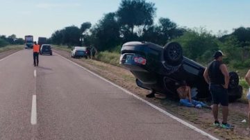Joven alcoholizado volcó, luego de chocar a una familia salteña en la Ruta 34