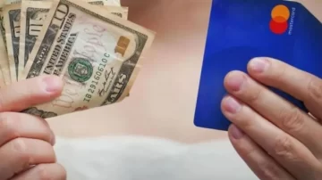 Comienzan los pagos con tarjeta de débito en dólares