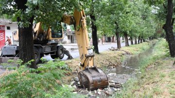 Áreas operativas de la Capital trabajaron para retirar residuos urbanos que obstruyeron desagües pluviales