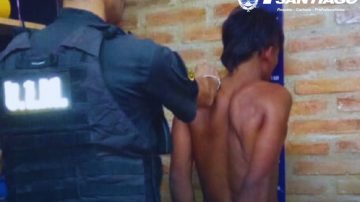 Lograron atrapar al joven que atacó la garita policial de la autopista Juan Domingo Perón