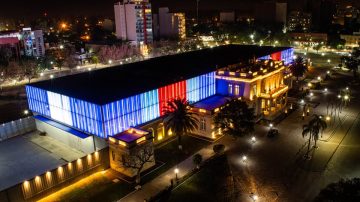 El Coro Estable de la Provincia y la Orquesta Gioia Giovanile presentan “Retro Pop”, un homenaje sinfónico a las décadas doradas